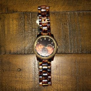 Turtoise/Gold Watch